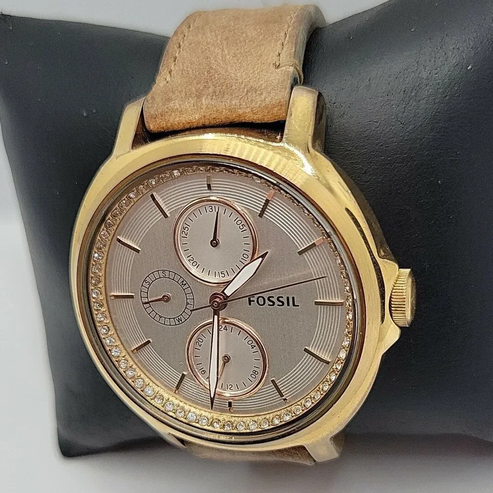 Fossil Chelsey ES3358 Women's Beige Leather Analog Dial Quartz Wrist Watch DE216